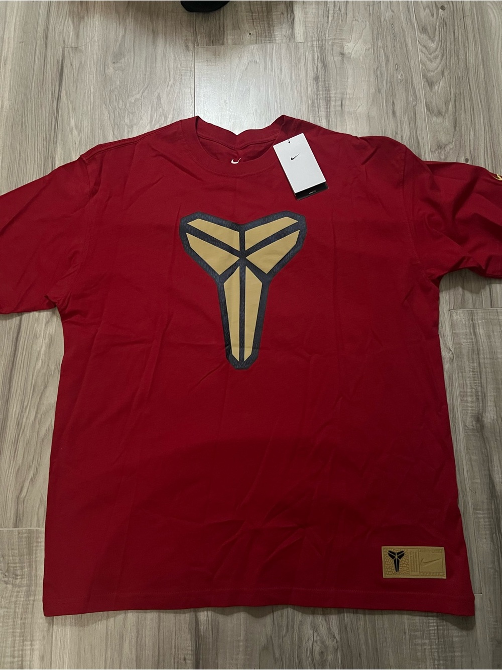 Nike Kobe Basketball Short Sleeve Loose Fit Men Red T-shirt